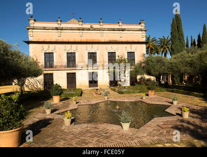 Bâtiment historique palace, Palais de Villavicencio et jardins de l'Alcazar, Jerez de la Frontera, Espagne Banque D'Images