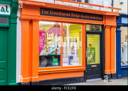 L'extérieur de 'pour' Gooness health food shop à Skibbereen. Banque D'Images