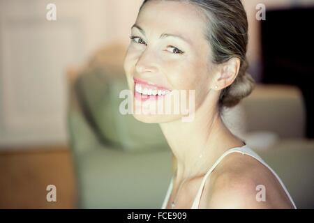 Femme souriante Banque D'Images