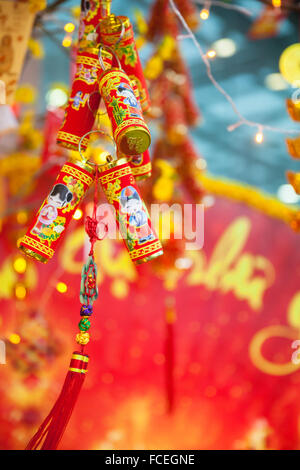 Nouvelle Année lunaire chinoise ot Tet décorations sur la rue, au Vietnam. Banque D'Images