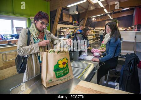 BIENVENUE À LA FERME, PRODUITS DE LA FERME ET LES ALIMENTS PRÉPARÉS de façon traditionnelle, CAEN, (14) Calvados, Normandie, France Banque D'Images