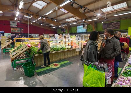 BIENVENUE À LA FERME, PRODUITS DE LA FERME ET LES ALIMENTS PRÉPARÉS de façon traditionnelle, CAEN, (14) Calvados, Normandie, France Banque D'Images