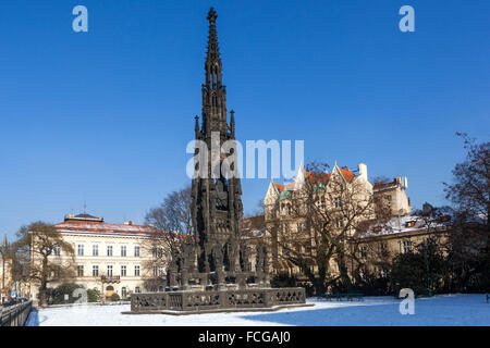 Fontaine néo-gothique de Kranner, monument à la bankment de l'empereur Franz I. Smenata, vieille ville, Prague, République tchèque Banque D'Images