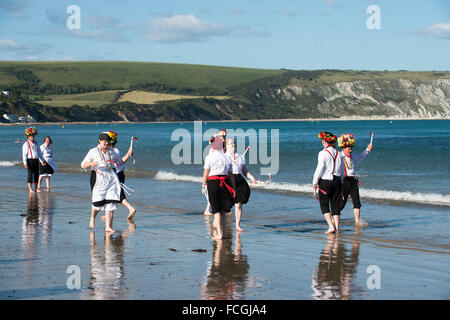 Le festival folklorique de Swanage dans le Dorset est un week-end de divers genres de musique folklorique et de danse. Banque D'Images