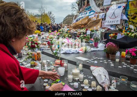 PARIS ATTAQUES TERRORISTES COMMISES PAR LES MEMBRES DE L'ISIS, l'État islamique, 11ème arrondissement, Paris (75), ILE DE FRANCE, FRANCE Banque D'Images