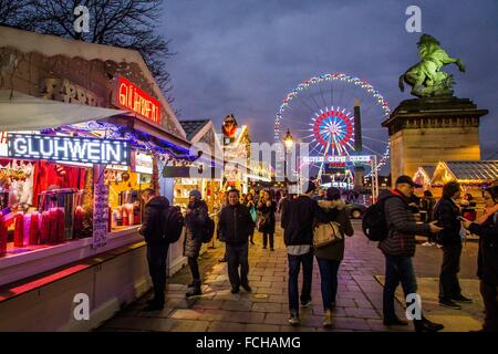 Foire de Noël, les Champs Elysées, Paris Banque D'Images