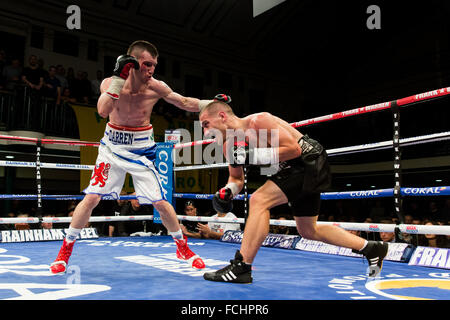 Londres, Royaume-Uni, 22 janvier 2016. Champion Poids plume britannique Ryan Walsh défend avec succès son titre contre Darren Traynor à York Hall, Angleterre. copyright Carol Moir/Alamy Live News Banque D'Images