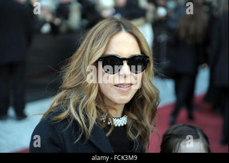 Montréal, Canada. 22 janvier, 2016. Julie Snyder arrivedto les funérailles de l'agent canadien des artistes René Angélil, le mari de la chanteuse Céline Dion, qui a eu lieu à la basilique Notre-Dame, Canada le 22 janvier 2016. photo : KADRI MOHAMED/IMAGESPIC imagespic Crédit :/Alamy Live News Banque D'Images