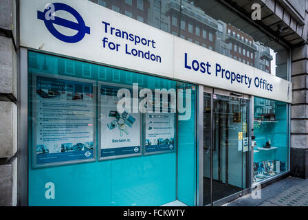 Transport for London Lost Property Office, Londres, Royaume-Uni. Banque D'Images