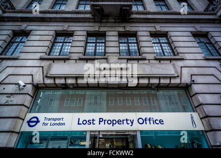 Transport for London Lost Property Office, Londres, Royaume-Uni. Banque D'Images