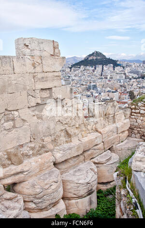 Vue depuis l'Acropole à Athènes la banlieue. Banque D'Images