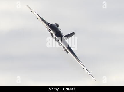 XH558, le dernier avion Avro Vulcan, effectue plus de Ayr au cours de l'Airshow écossais en 2014. Banque D'Images