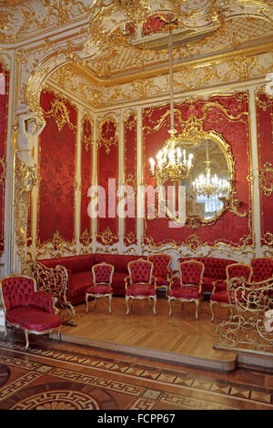 Mobilier Baroque dans le boudoir de l'Impératrice Maria Alexandrovna, musée de l'Ermitage, Saint-Pétersbourg, Russie. Banque D'Images