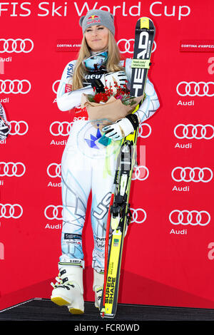 Cortina d'Ampezzo, Italie 24 janvier 2016. Lindsey Vonn (Usa) prend la 1ère place au cours de l'Audi Coupe du Monde de Ski Alpin Fis SuperG Banque D'Images