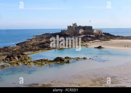 Saint-malo, France la plage à marée basse Banque D'Images