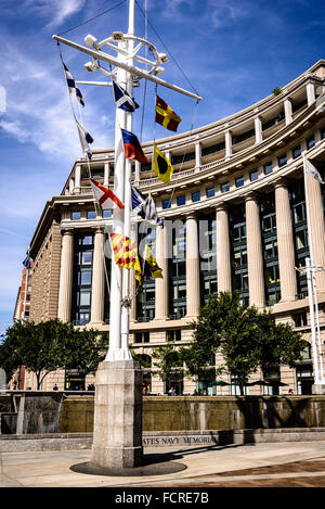 United States Navy Memorial, parc marin, 701 Pennsylvania Avenue NW, Washington DC Banque D'Images