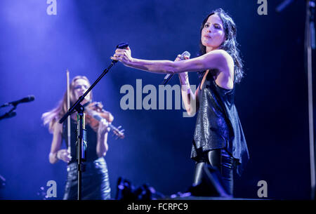 Manchester, UK. 24 janvier 2016. The Corrs effectuer à la Manchester Arena, Manchester, sur leur tournée britannique 24/01/2016 Credit : Gary Mather/Alamy Live News Banque D'Images