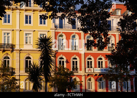 Portugal, Lisbonne, premier bâtiment sur le Jardim do Principe Real Banque D'Images