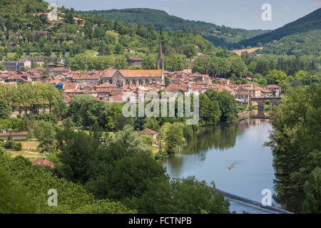 Saint-Antonin-Noble-Val (Sant Antonin en occitan) est une commune française, située dans le département de Tarn-et-Garonne et la région Midi-Pyrénées Banque D'Images