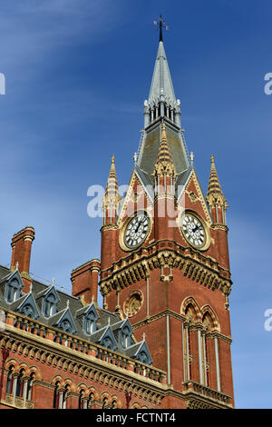 Hôtel Renaissance St Pancras International, gare, Euston Road, London NW1, Royaume-Uni Banque D'Images