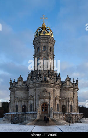 Église Dubrovitsy également connu sous le nom de l'église Notre Dame du signe en Dubrovitsy près de Moscou, Russie. Banque D'Images