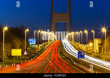 La première ( ancien ) Severn Bridge, Avon, Angleterre, Royaume-Uni Banque D'Images