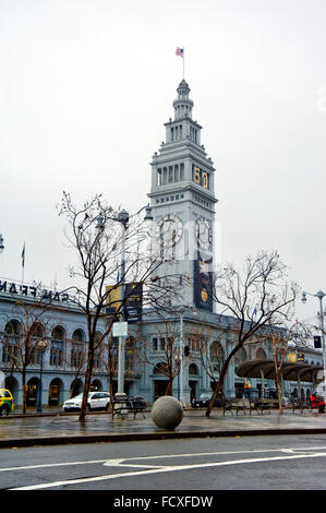 Le Ferry Building à San Francisco, Californie Banque D'Images