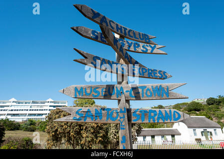 Sign post local à Santos Beach, Mossel Bay, Eden, municipalité de district de la province de Western Cape, Afrique du Sud Banque D'Images