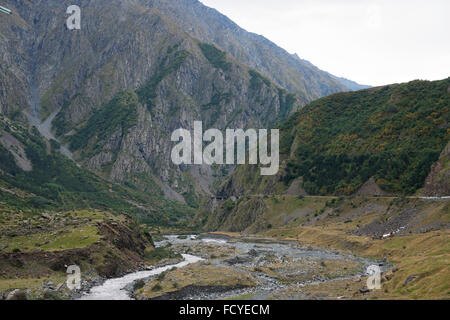 Georgien, Stepansminda Darialschlucht Mtskheta-Mtianeti,,, Tal des Terek an der Grenze zu Russland Banque D'Images