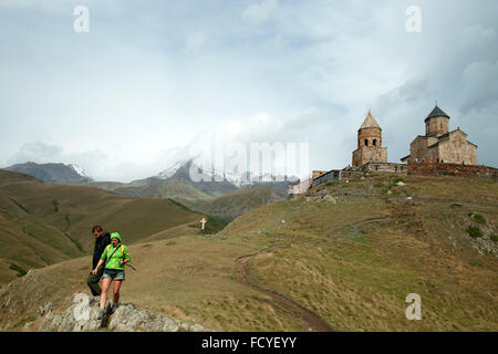 Georgien, Stepansminda Kreuzkuppelkirche, Mtskheta-Mtianeti, Zminda Gergetier Sameba, Dreifaltigkeitskirc (Dreifaltigkeitskirche Banque D'Images