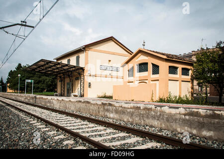 Ancienne gare ferroviaire traditionnel, Catalogne, Espagne Banque D'Images