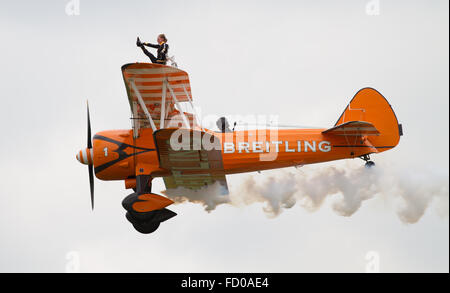 Breitling Wingwalkers au spectacle aérien de Cosford 2015 Banque D'Images