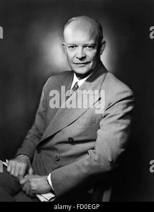 Dwight D. Eisenhower, portrait du 34e Président des Etats-Unis, c.1952 Banque D'Images