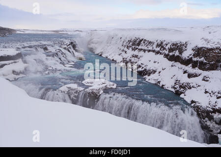 Célèbre cascade Gullfoss en hiver Islande Banque D'Images