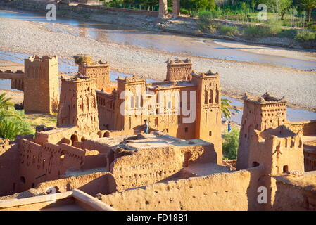 Ait Benhaddou forteresse près de Ouarzazate, Maroc Banque D'Images