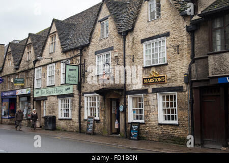 The Black Horse public House, Cirencester, Gloucestershire, Angleterre, Royaume-Uni Banque D'Images