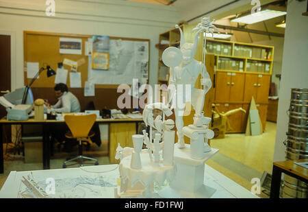 Modèle d'une falla, atelier de Manolo Martin,Ciudad del artista Fallero artiste fallero (Ville),Valence, Espagne Banque D'Images