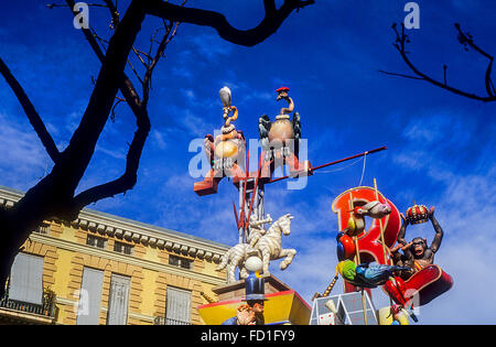 De Falla Na Jordana,by Manolo Martín,festival Fallas de Valence, Espagne, Banque D'Images