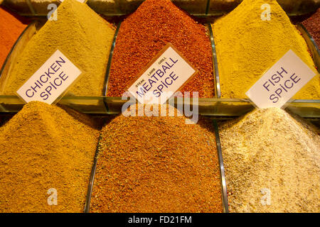 Egyptian Spice Bazaar à Istanbul, Turquie - épices à la vente à l'Egyptian Spice Bazaar à Istanbul, Turquie Banque D'Images