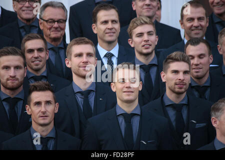 Shkodran Mustafi, Philipp Lahm, Miroslav Klose, p. Mertesacker, Oliver Bierhoff, Manuel Neuer, Christoph Kramer, Ron-Robert Zie Banque D'Images