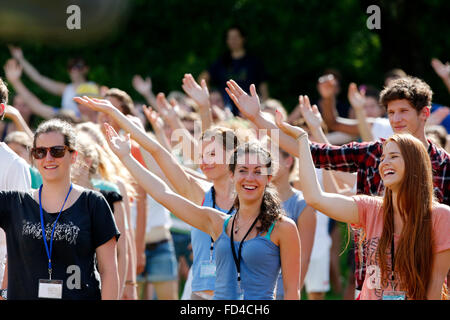 Abbaye de Hautecombe. Les jeunes adultes de 18 à 30 ans mission chemin neuf. Olympiades. Banque D'Images