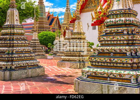 Jardins du Temple de Wat Pho à Bangkok, Thaïlande. Banque D'Images