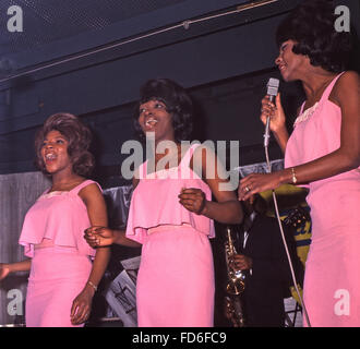 MARTHA ET LES VANDELLAS trio vocal US en 1965. Photo Tony Gale Banque D'Images