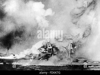 Cuirassé gravure dans Pearl Harbor le 12/07/1941 Banque D'Images