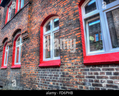 Katowice, Pologne - 05 novembre 2015 : Bâtiments résidentiels Historique . Le district minier de Nikiszowiec Banque D'Images