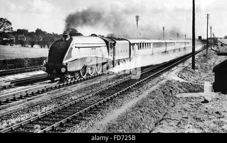 Locomotive à vapeur rationalisée en Grande-Bretagne, 1936 Banque D'Images