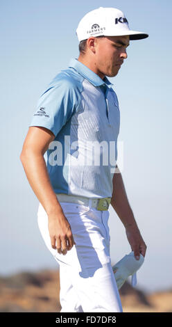 San Diego, Californie, USA. 28 janvier, 2016. Rickie Fowler lors du premier tour de l'assurance des agriculteurs ouvrent à parcours de golf de Torrey Pines à San Diego, Californie. Justin Cooper/CSM/Alamy Live News Banque D'Images