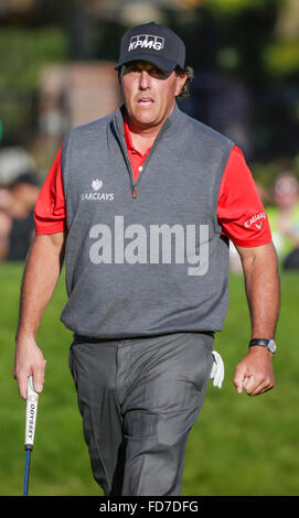 San Diego, Californie, USA. 28 janvier, 2016. Phil Mickelson lors du premier tour de l'assurance des agriculteurs ouvrent à parcours de golf de Torrey Pines à San Diego, Californie. Justin Cooper/CSM/Alamy Live News Banque D'Images