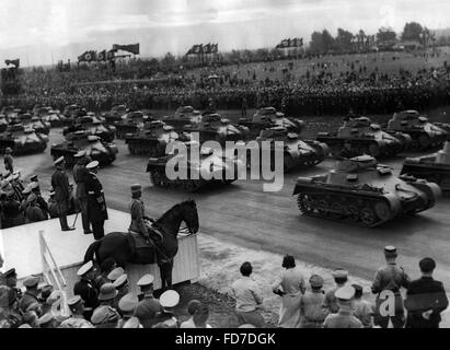 Blomberg, Fritsch et Raeder le jour de la Wehrmacht au cours de la Nuremberg, 1936 Banque D'Images