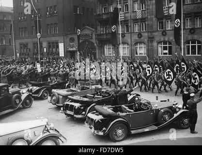 Des organisations politique mars du NSDAP au congrès de Nuremberg, 1934 Banque D'Images